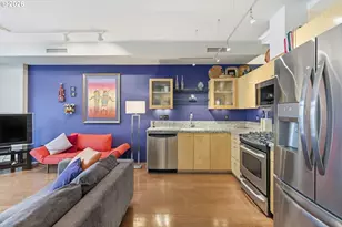 1221 SW 10th Ave, Portland, OR 97205 - Photo 36