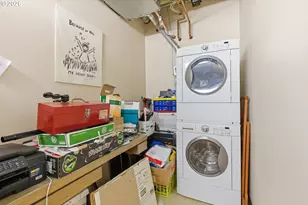 1221 SW 10th Ave, Portland, OR 97205 - Photo 40