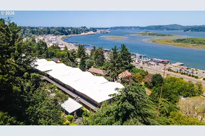 290 N 3rd Ct #7, Coos Bay, OR 97420 - Photo 30