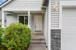 19051 Wellesley Ave, Sandy, OR 97055 - Photo 2