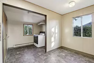 1311 E 32nd Ave, Vancouver, WA 98661 - Photo 8