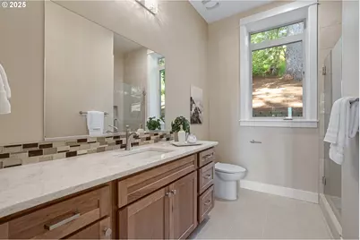 14 Juarez St, Lake Oswego, OR 97035 - Photo 22