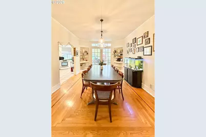 342 W Chapman Ave, Roseburg, OR 97470 - Photo 4