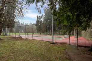 2525 N Killingsworth St, Portland, OR 97217 - Photo 42