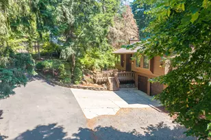 22755 SE Kingswood Ct, Damascus, OR 97089 - Photo 8