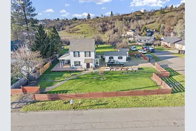 777 Oak St, Oakland, OR 97462 - Photo 38