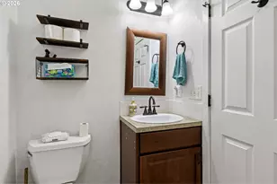 777 Oak St, Oakland, OR 97462 - Photo 24