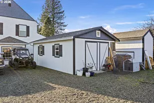777 Oak St, Oakland, OR 97462 - Photo 40