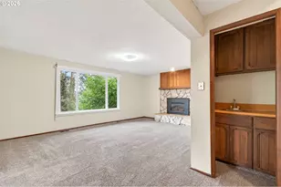 2090 Graham Dr, Eugene, OR 97405 - Photo 18