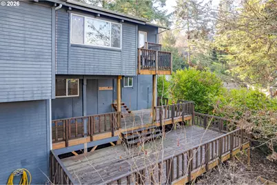 2090 Graham Dr, Eugene, OR 97405 - Photo 30