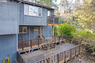 2090 Graham Dr, Eugene, OR 97405 - Photo 30