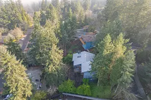 2090 Graham Dr, Eugene, OR 97405 - Photo 32