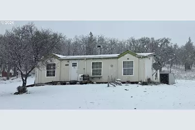 385 Woodland Rd, Goldendale, WA 98620 - Photo 2