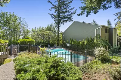 44 Eagle Crest Dr #19, Lake Oswego, OR 97035 - Photo 26