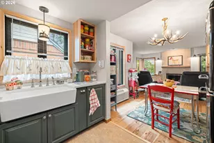 15015 NE Sacramento St, Portland, OR 97230 - Photo 2