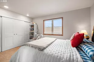15015 NE Sacramento St, Portland, OR 97230 - Photo 16