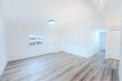 3370 Maple St #44, Hubbard, OR 97032 - Photo 24