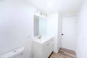 3370 Maple St, Hubbard, OR 97032 - Photo 8