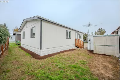 3370 Maple St #44, Hubbard, OR 97032 - Photo 26