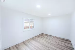 3370 Maple St, Hubbard, OR 97032 - Photo 18