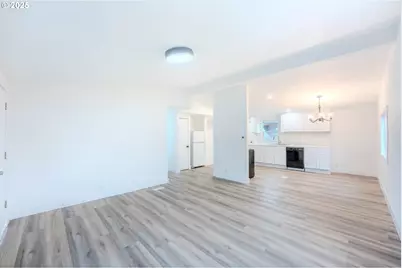 3370 Maple St #44, Hubbard, OR 97032 - Photo 14