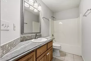 2676 Westlake Ave, Sutherlin, OR 97479 - Photo 34