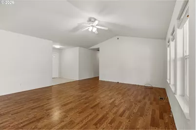 2676 Westlake Ave, Sutherlin, OR 97479 - Photo 8