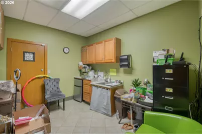 [Address not provided], Tigard, OR 97223 - Photo 4