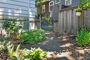 3015 SW Westwood Dr, Portland, OR 97225 - Photo 42