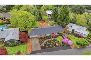 3015 SW Westwood Dr, Portland, OR 97225 - Photo 44