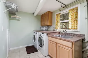 3015 SW Westwood Dr, Portland, OR 97225 - Photo 32