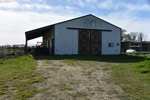 68499 Kunze Ln, Boardman, OR 97818 - Photo 16