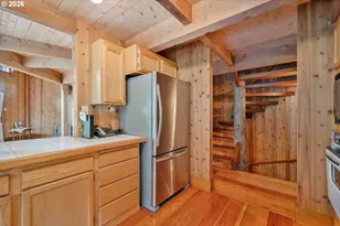 211 Laverne Dr, Kalama, WA 98625 - Photo 14
