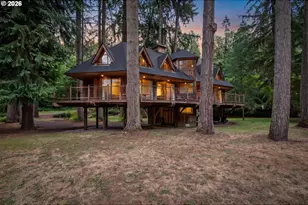 211 Laverne Dr, Kalama, WA 98625 - Photo 2