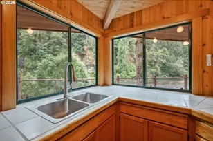211 Laverne Dr, Kalama, WA 98625 - Photo 12