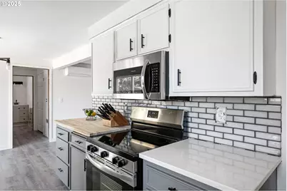 1267 Kenray Loop, Springfield, OR 97477 - Photo 12