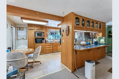 2118 SE 110th Ave, Portland, OR 97216 - Photo 12