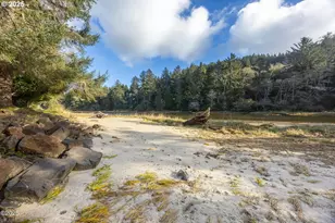 5142 SE Hwy 101, Lincoln City, OR 97367 - Photo 28