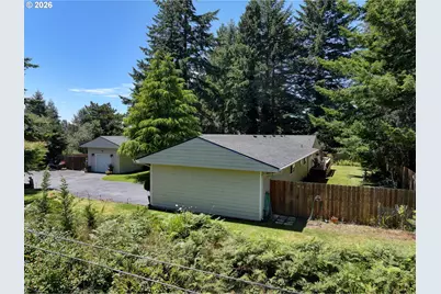 1099 Parkview Dr, Brookings, OR 97415 - Photo 44