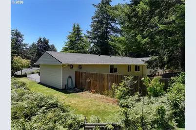 1099 Parkview Dr, Brookings, OR 97415 - Photo 38