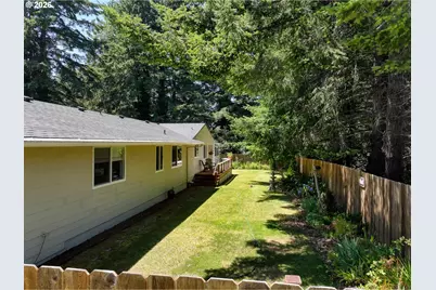 1099 Parkview Dr, Brookings, OR 97415 - Photo 40