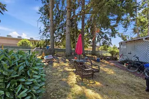 2145 31st St, Springfield, OR 97477 - Photo 30
