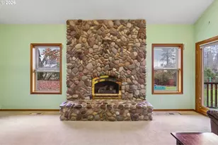 19301 Sunnyridge Ct, Oregon City, OR 97045 - Photo 8