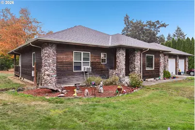 19301 Sunnyridge Ct, Oregon City, OR 97045 - Photo 2