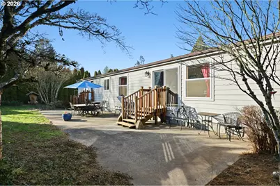 604 SE Forest Ln, Cascade Locks, OR 97014 - Photo 6