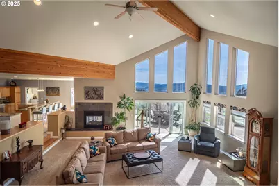 1000 Windy Mountain Ln, Oakland, OR 97462 - Photo 6