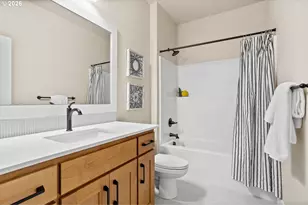 208 NW 16th Ave, Canby, OR 97013 - Photo 12