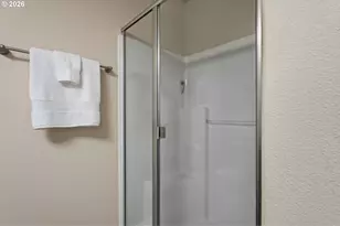 28526 SW Paris Ave, Wilsonville, OR 97070 - Photo 18