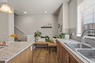 28526 SW Paris Ave, Wilsonville, OR 97070 - Photo 8