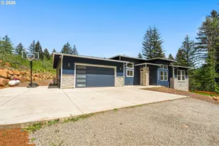 5602 NE 316th Ct, Camas, WA 98607 - Photo 2